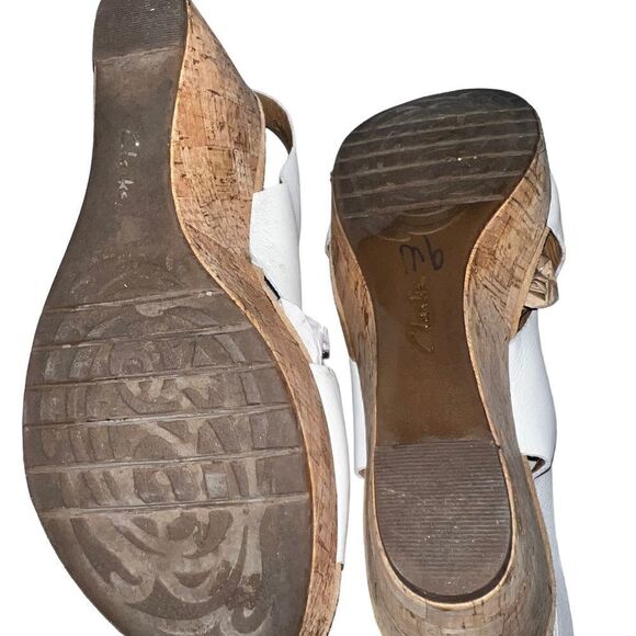 Clarks Artisan Caslynn Shae Wedge Sandal White Nubuk Leather Size 11 - Picture 7 of 8